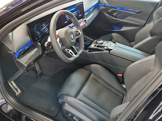 BMW M5 xDrive Touring