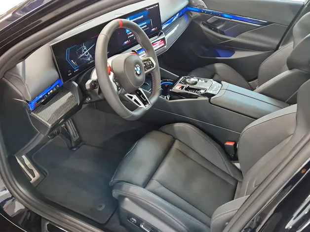 BMW M5 xDrive Touring