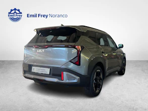 https://vehicle.imgix.net/4453617/1ab9f771-e830-485e-ba9d-e4bf15835a4a.jpg
