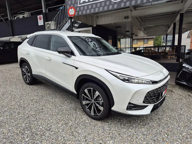 MG HS 1.5 Hybrid Luxury