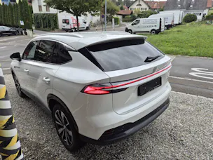 MG HS 1.5 Hybrid Luxury