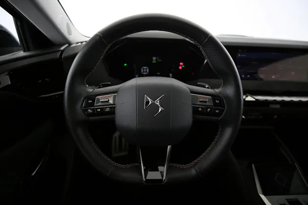 DS 4 1.6 E-Tense Performance Line+