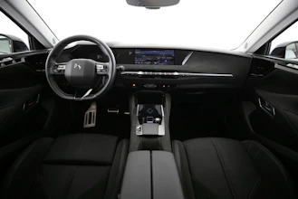https://vehicle.imgix.net/4453629/7ea50070-8b6d-4923-a541-478c1593e4d3.jpg