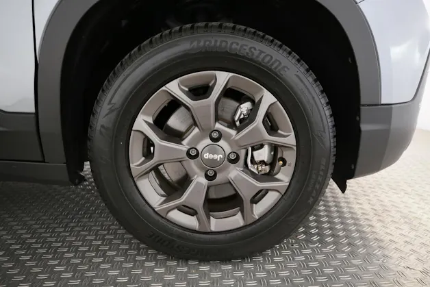JEEP Avenger Longitude