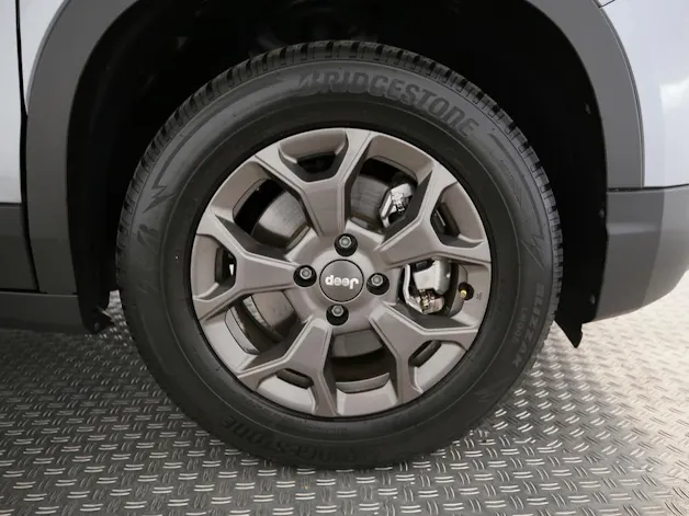 JEEP Avenger Longitude
