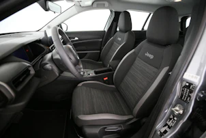 Fahrzeugbild JEEP Avenger Longitude