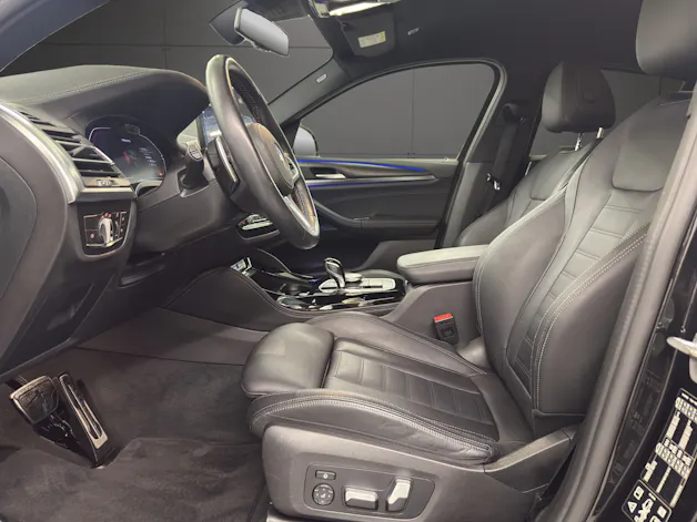 BMW X4 M40i