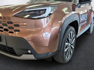 Toyota Yaris Cross 1.5 VVT-i HSD Premium AWD-i inkl. Anhängerkupplung