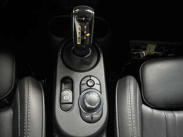 MINI F56 Cooper SE