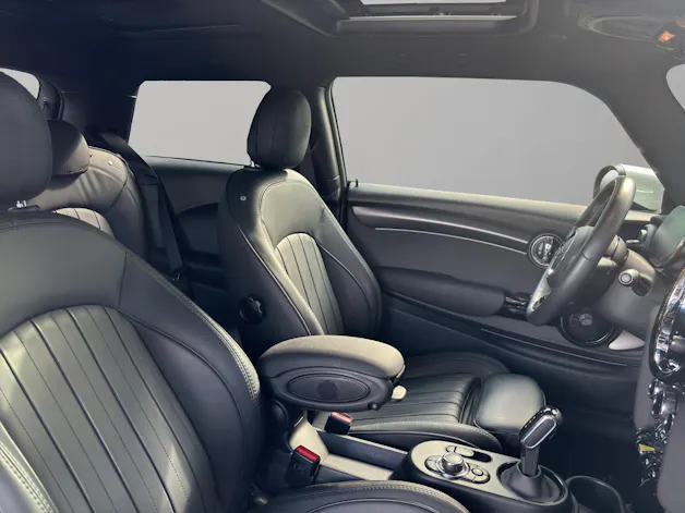 MINI F56 Cooper SE