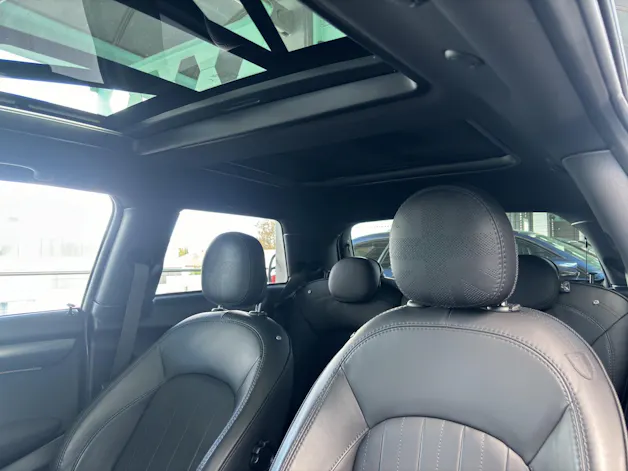 MINI F56 Cooper SE