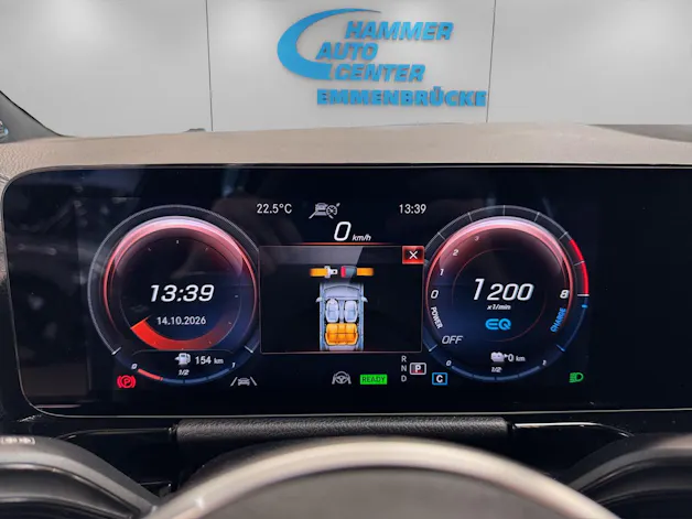 MERCEDES-BENZ GLA-Klasse H247 GLA 250 e Progressive