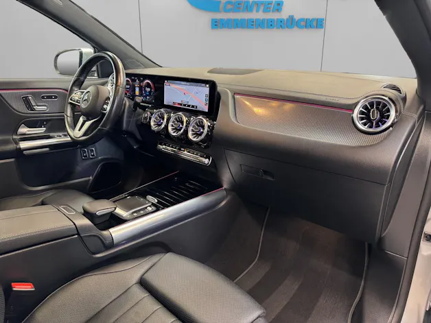 MERCEDES-BENZ GLA-Klasse H247 GLA 250 e Progressive