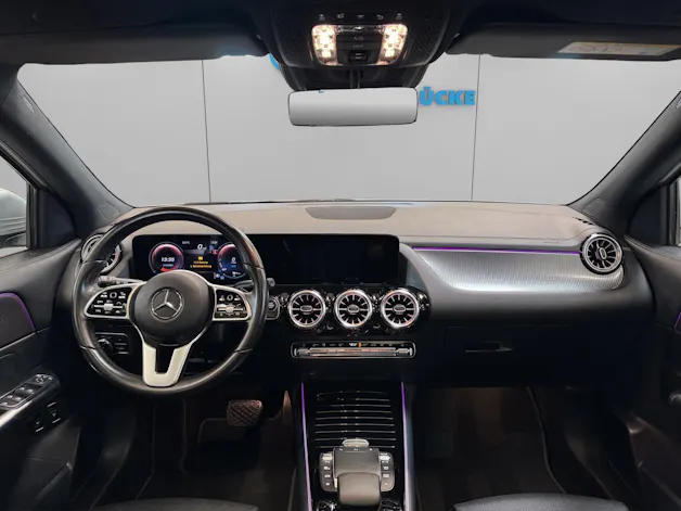MERCEDES-BENZ GLA-Klasse H247 GLA 250 e Progressive
