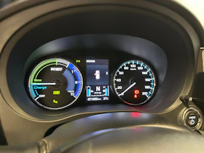 https://vehicle.imgix.net/4453746/9d49b324-0ae6-413c-9de9-3bb95b311c68.jpg