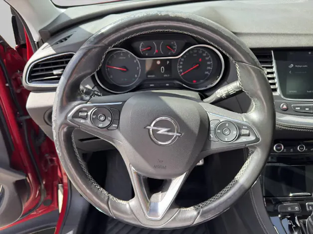 OPEL Grandland X 1.6 T Ultimate