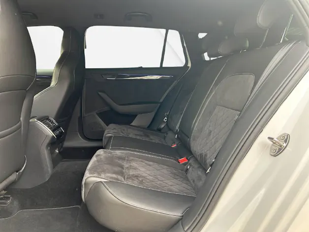 SKODA Superb Combi 2.0 TSI 280 SportLine+ 4x4 DSG