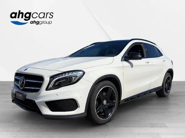 MERCEDES-BENZ GLA 250 AMG Line 4m