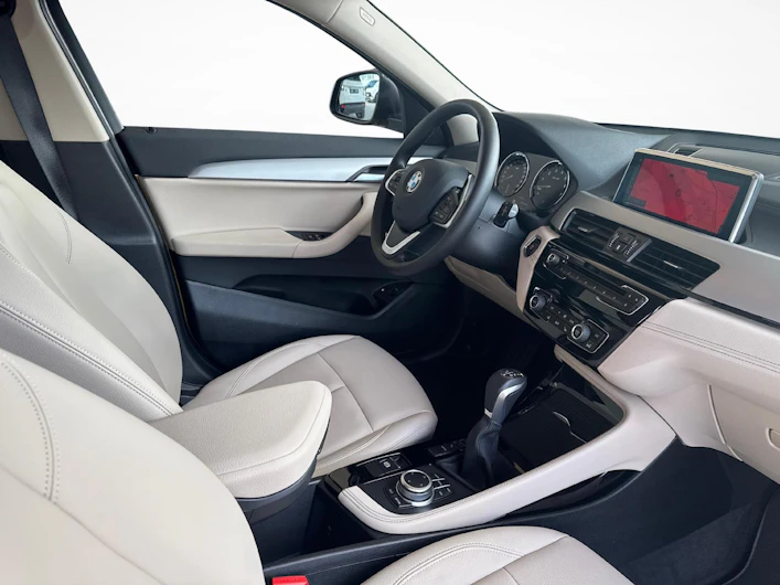 immagine del veicolo BMW X2