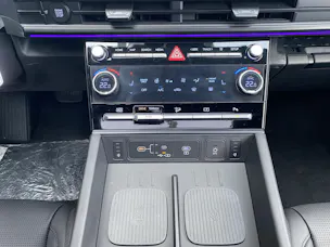 HYUNDAI Santa Fe 1.6 T-GDi HEV Calligraphy Swiss Edition