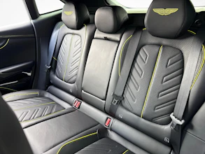 https://vehicle.imgix.net/4453869/1bbfba6f-a609-4bc5-a30b-b56a02d96ad0.jpg