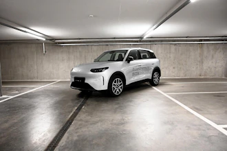 https://vehicle.imgix.net/4453873/0cc795c0-618d-4e86-ba2a-cfe5ddc98437.jpg