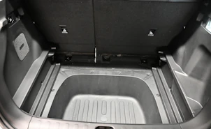 Fahrzeugbild LEAPMOTOR B03X EV