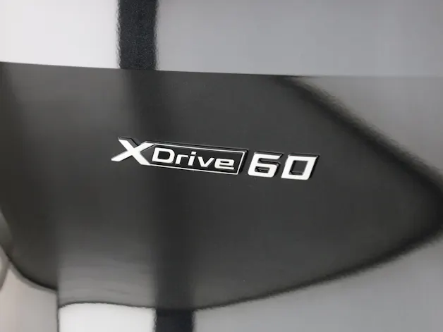 BMW iX xDrive60