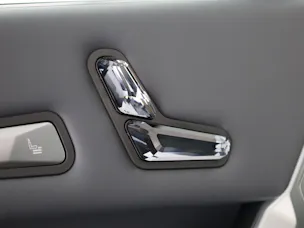 BMW iX xDrive60