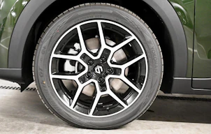 Fahrzeugbild LEAPMOTOR B03X EV
