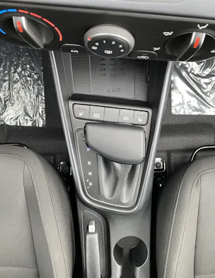 HYUNDAI i20 1.0 T-GDi Amplia