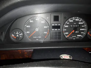 AUDI V8 4.2 quattro ABS