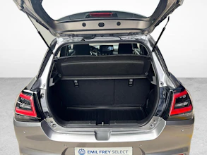 https://vehicle.imgix.net/4453910/08857c0a-495c-432b-9d5c-910ca675f45a.jpg