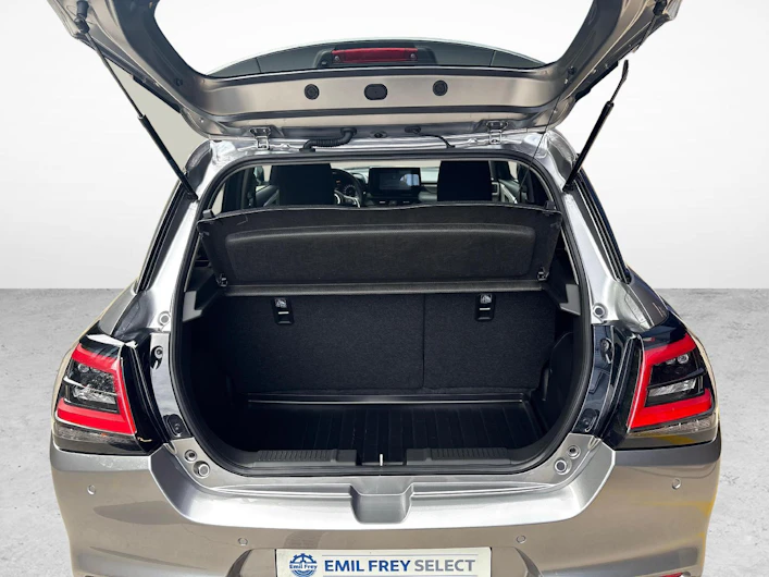 image du véhicule SUZUKI SWIFT