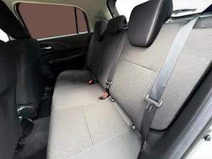 Suzuki Swift 1.2 Sakura Top Hybrid