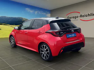 Toyota Yaris 1.5 VVT-i HSD Premiere Edition