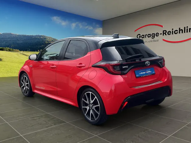 Toyota Yaris 1.5 VVT-i HSD Premiere Edition
