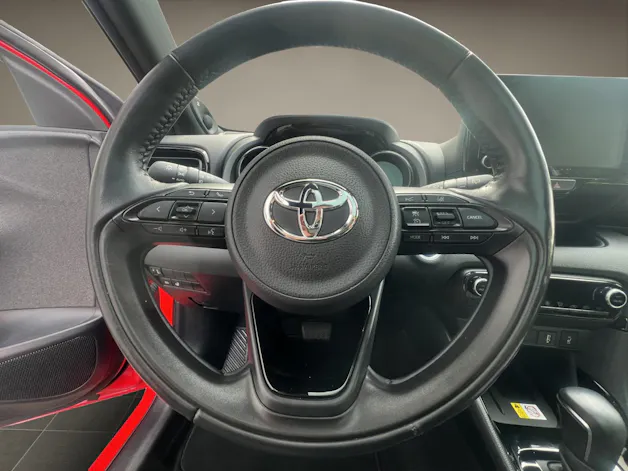 Toyota Yaris 1.5 VVT-i HSD Premiere Edition