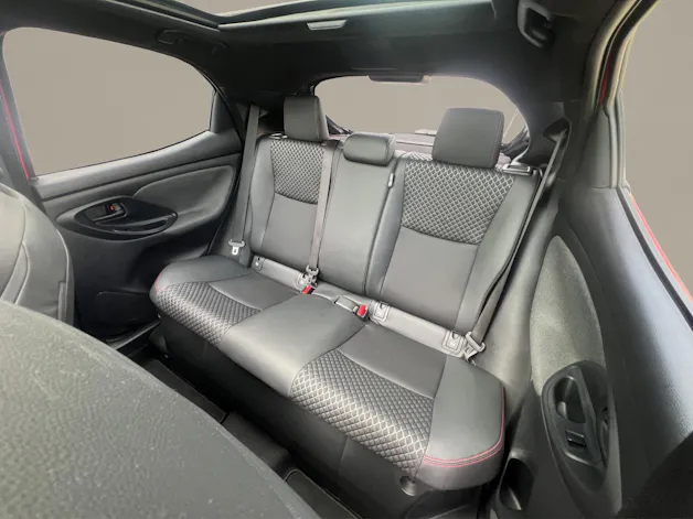 Toyota Yaris 1.5 VVT-i HSD Premiere Edition