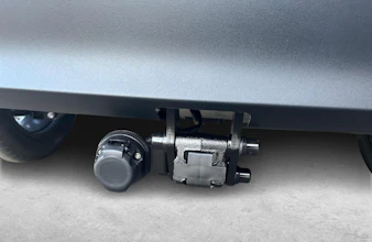 https://vehicle.imgix.net/4453945/ae39fc9b-8a16-4a8e-b2c7-14ff5374c5e1.jpg