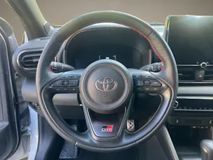 Toyota Yaris 1.5 VVT-i HSD GR Sport
