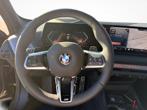 https://vehicle.imgix.net/4454013/393f134a-9533-4481-beac-faab3bb59b8c.jpg