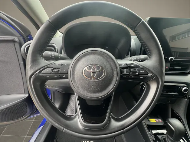 Toyota Yaris 1.5 VVT-i HSD Trend
