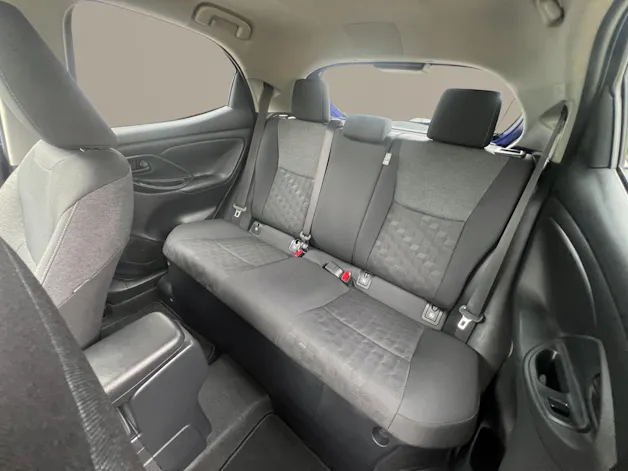 Toyota Yaris 1.5 VVT-i HSD Trend