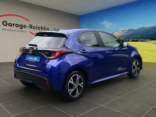Toyota Yaris 1.5 VVT-i HSD Trend