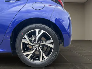Toyota Yaris 1.5 VVT-i HSD Trend