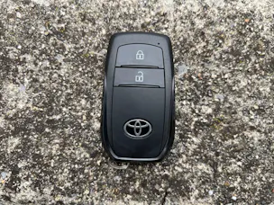 Toyota Yaris 1.5 VVT-i HSD Trend