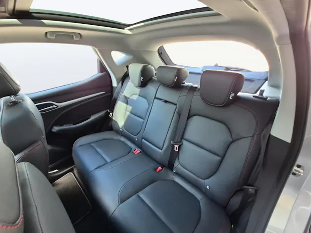 MG ZS EV 70 kWh Luxury