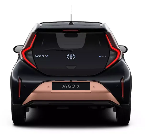 Toyota Aygo X 1.5 VVT-i HSD Style