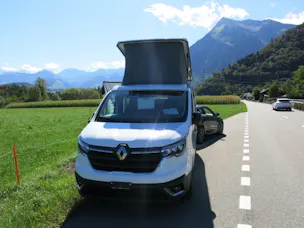 RENAULT Trafic Spacenomad 2.0 dCi Blue 170 iconic